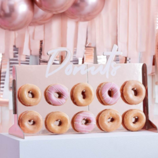 Rosaguld Donut Væg