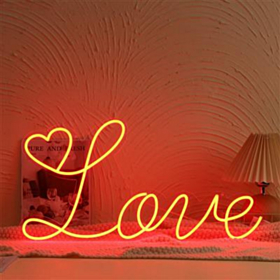 Love Neonskilt Rød