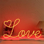 Love Neonskilt Rød