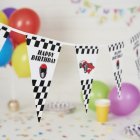 Racerbil Happy Birthday Vimpelguirlande
