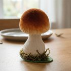 Velour Svamp På Fod Med Mos 13 cm