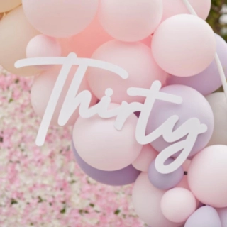 Thirty Skilt Hvid