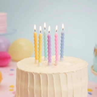 Snoede Pastel Kagelys