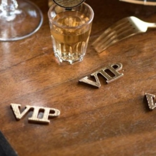 Konfetti VIP Guld