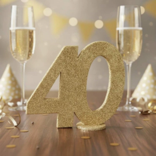 40 Års Bordtal Figur Guld